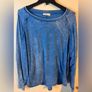 Brand New Zenana Outfitters Long Sleeve with Thumb Holes Blue Top
